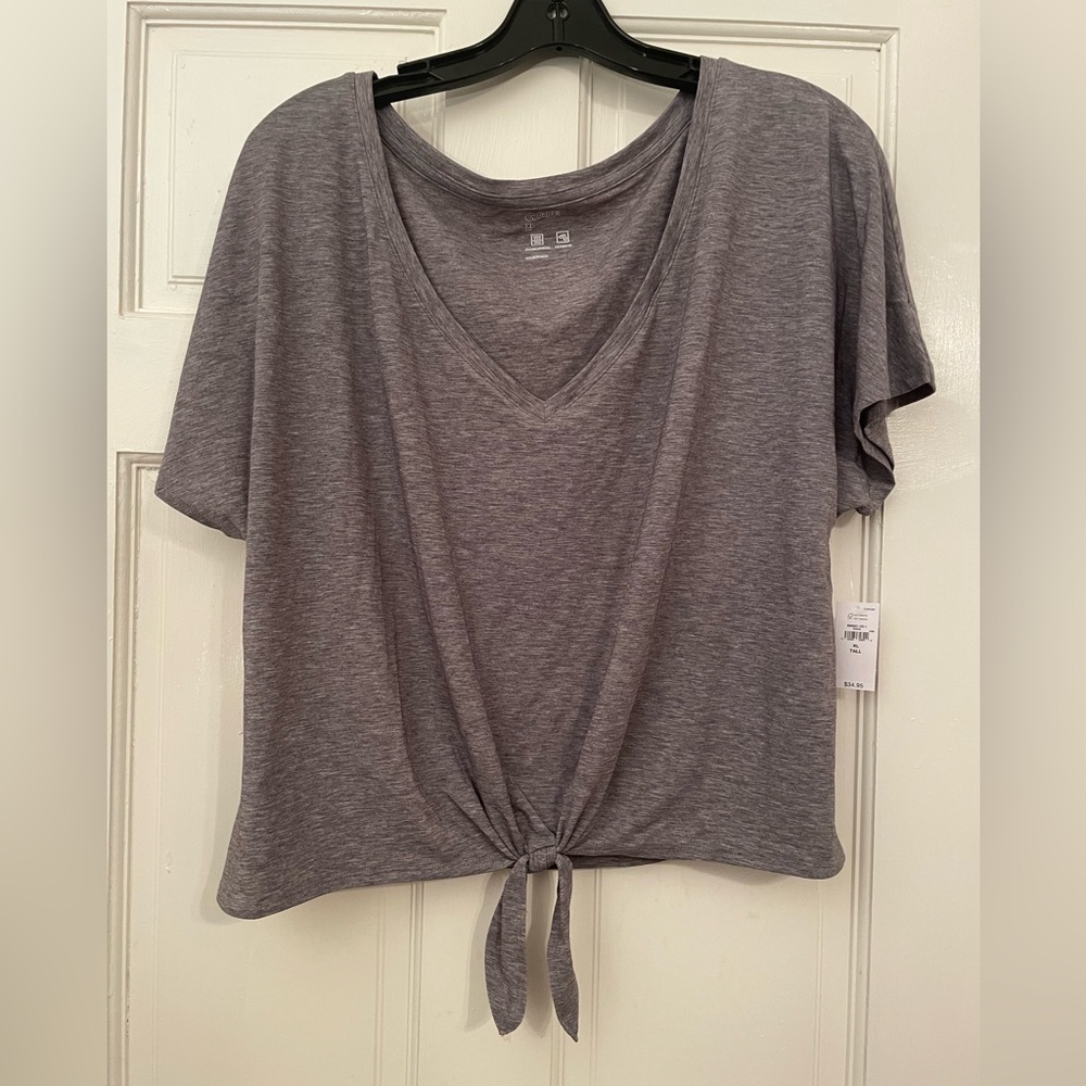 GapFit Grey V neck Shortsleeve Shirt XL